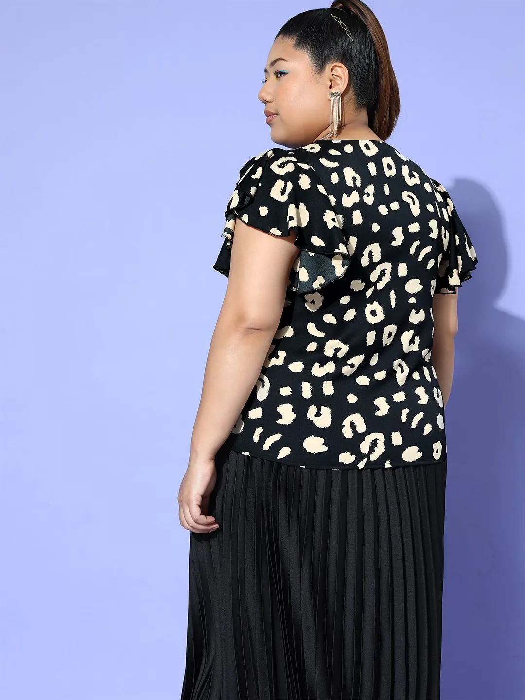 Berrylush Women Plus Size Black & White Animal Printed V-Neck Flutter Sleeve Crepe Ruffled Regular Top