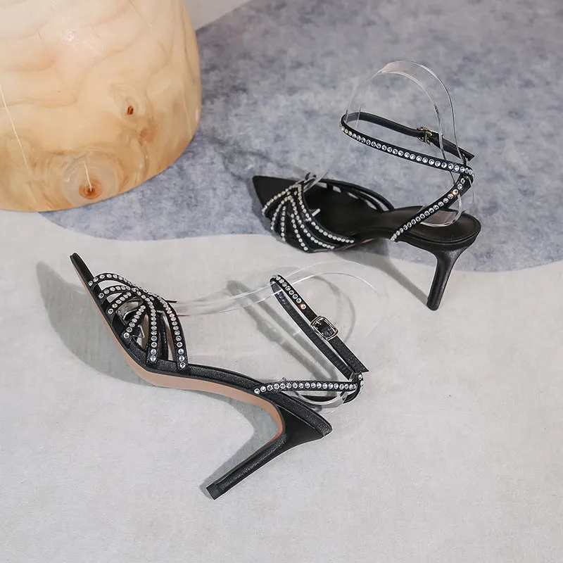 Diamoré Signature Buckle Heels