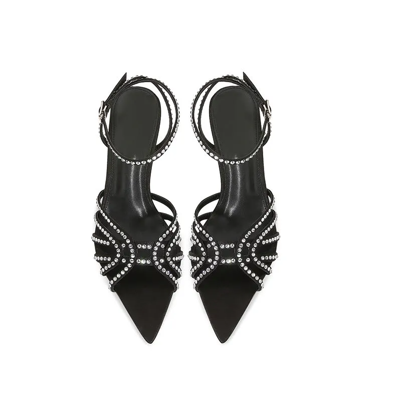 Diamoré Signature Buckle Heels