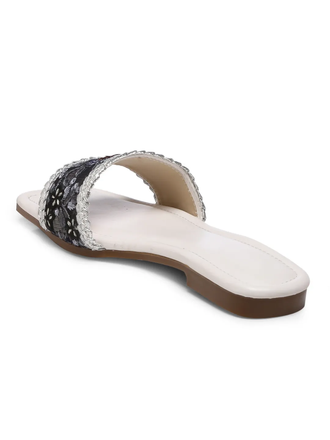 GNIST BlackWhite Embroidered Flats